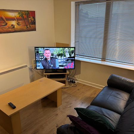 Newcastle Executive Apartment ภายนอก รูปภาพ